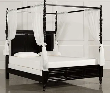 Canopy bed